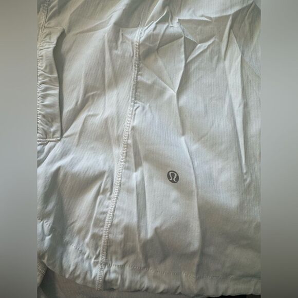 Lululemon Transition Jacket Size  4 White full zip Jacket - Picture 8 of 8